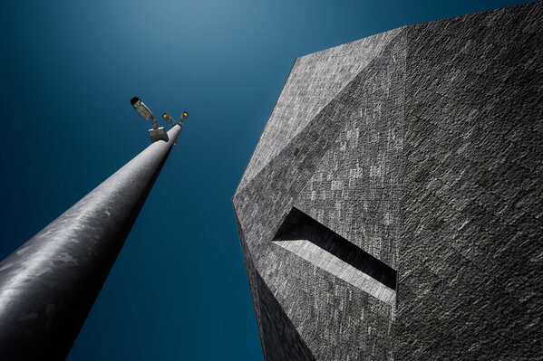 Photograph Masaki Yazaki Look Up At The Architecture on One Eyeland